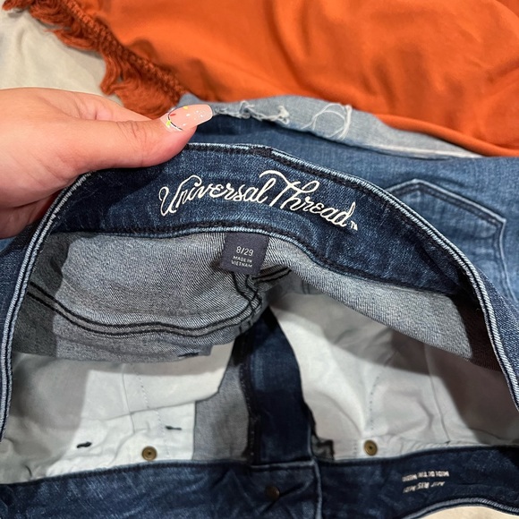 Universal thread shorts - Picture 3 of 3